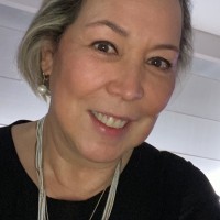 Ana Strauss Email