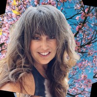 Kristin Hoin Email & Phone Number