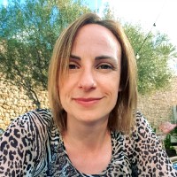 Cairn Research Ltd Employee Linda Hall's profile photo