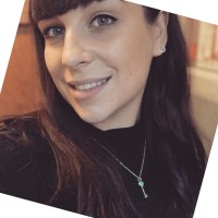 PBE Axell Employee Elly Hanks's profile photo