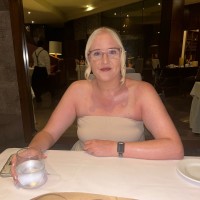 Hollie Lenton Email
