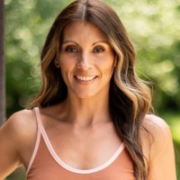 Cassandra Morrow Email & Phone Number