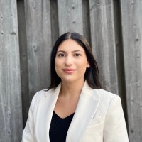 NKON Employee Esra Kamer's profile photo