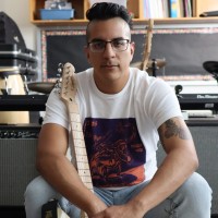 NYC Guitar School Employee Issac Hernandez's profile photo