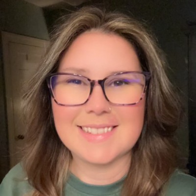 Kayla Redinger Email & Phone Number