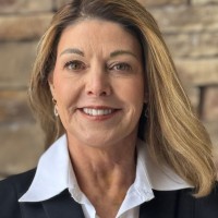 Federal Home Loan Bank of Des Moines Employee Lisa Stange's profile photo