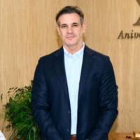 Email e telefono di Francisco Valiente