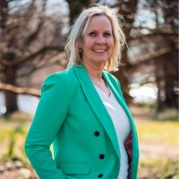 Karin Weening Email