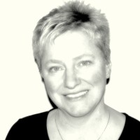 Evelyne Baggaley Email