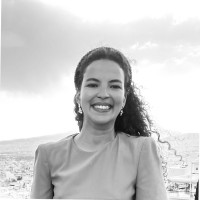 Aïda B Email