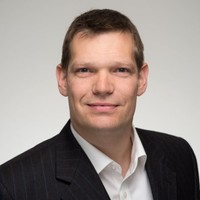 Thorben Stangenberg Email