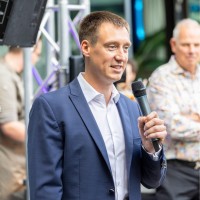 Julian Lehn Email & Phone Number