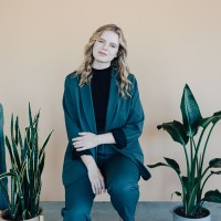 JuJu Lee Events Employee Julia Tracy's profile photo