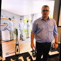 Peter Juul Email