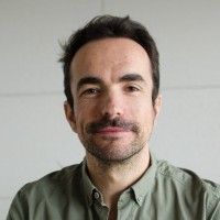 Cláudio Diniz Email & Phone Number