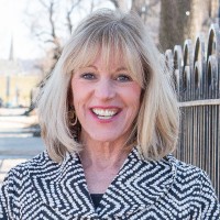 HUFF Realty Employee Kim Hermann's profile photo