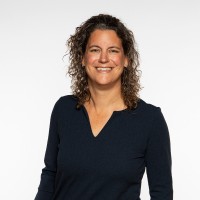 Kim van Esveld Email