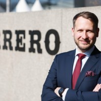 Thorsten Becker Email