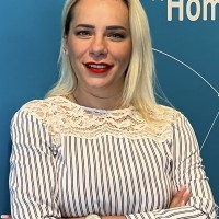 Eda Saracoglu Email