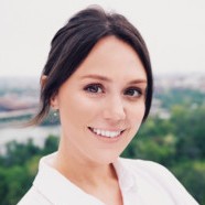 Kate Mueller Email & Phone Number