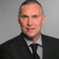 Jörg-M. Hollidt Email & Phone Number