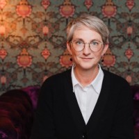 Antje Götz Email
