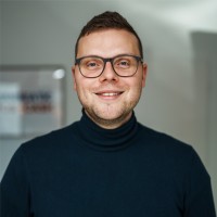 Moritz Ebert Email
