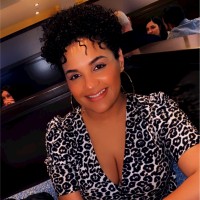 Vania Simone Barros Email