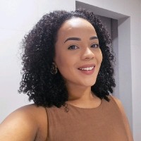 Ana Flávia Martins Bueno Email