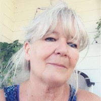 EZ Pawn Employee Debra Robertson's profile photo