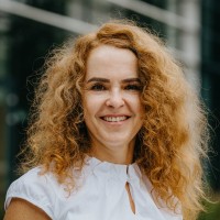 Jana Cinova Email
