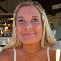 Daniela Armone Email