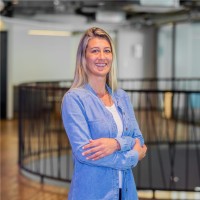 Diex Midia Employee Mara Pinheiro's profile photo