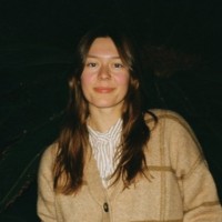 Ellie Orton Email & Phone Number