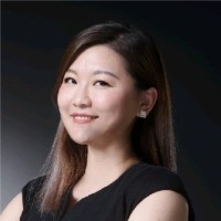 震儀 陳 Email