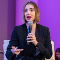 undefined Employee Vanessa Borrell's profile photo