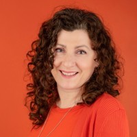 Step Inside Group Employee Debbie Skills's profile photo