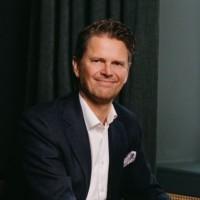 Alex Arnbäck Email