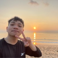 Ngọc Võ Email