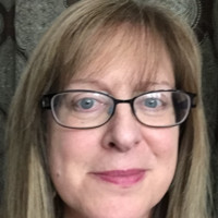 Gwen Petrie Email & Phone Number