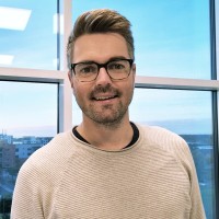 Viktor Hemgren Email