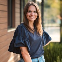 Straight Path Wealth Management Employee Cara Olson's profile photo