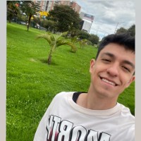 OasisCom Employee Julian Paez Garcia's profile photo