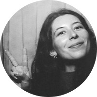 Danielle Hollander Email & Phone Number