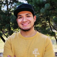 Moisés Ruiz Email