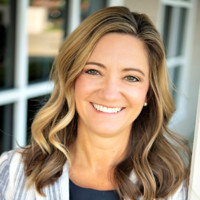 Amie Smith Email & Phone Number