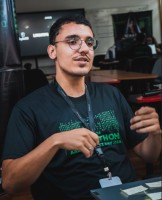 Turso Employee Diego Reis's profile photo