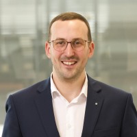 Bastian Nießing Email