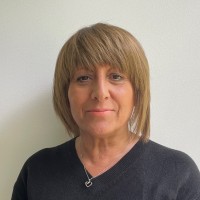 Yvonne King Email