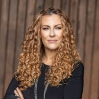 Rachelle Layes Email & Phone Number